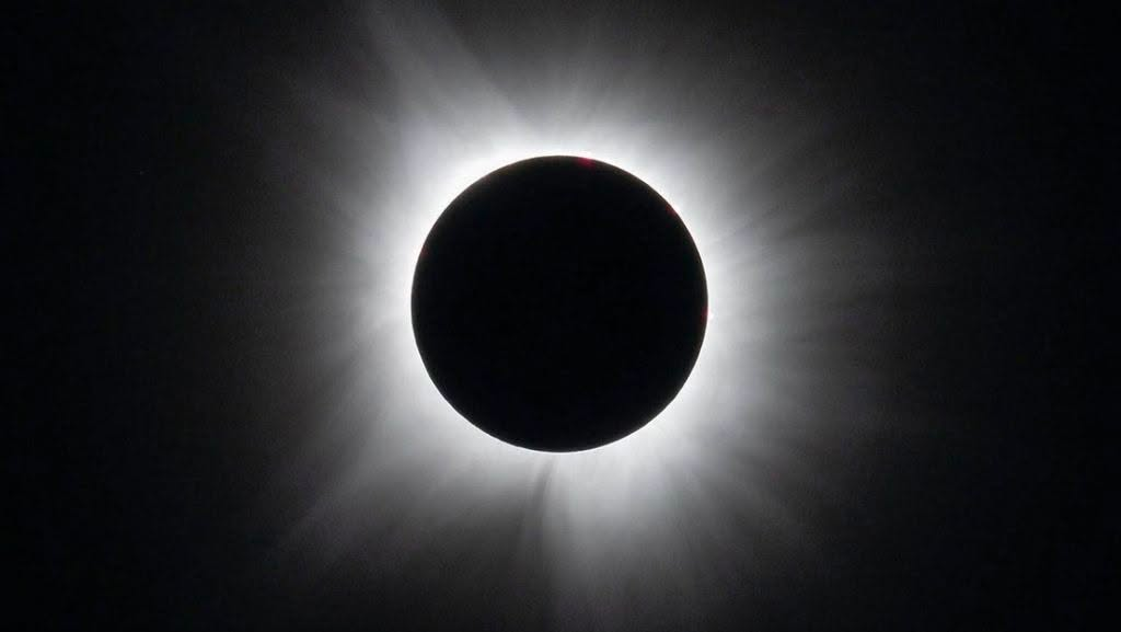 Un eclipse solar total
