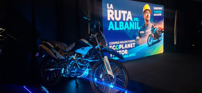 Holcim Nicaragua impulsa La Ruta del Albañil con 13 motos en sorteo