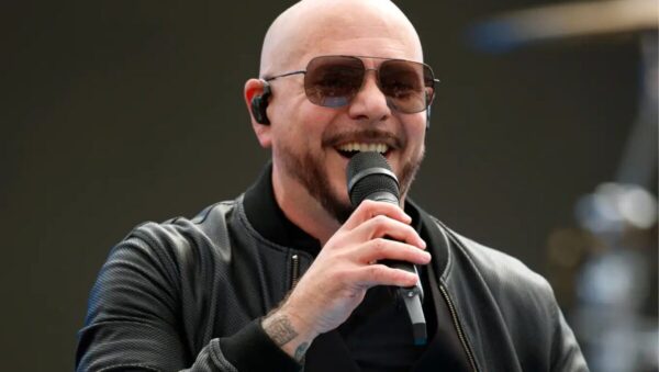 Pitbull anuncia nuevo disco: ‘Pitcoin’ llegará en octubre
