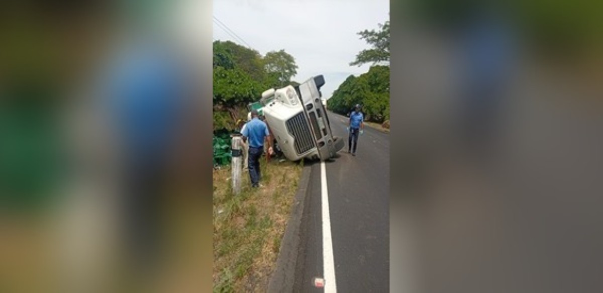 El accidente ocurrió en el kilómetro 34 de la carretera Nueva a Leó
