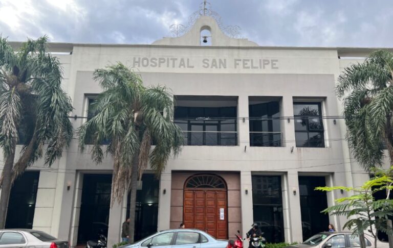 Mujer rompe récord en un país latinoamericano al dar a luz a su primer hijo a los 62 años