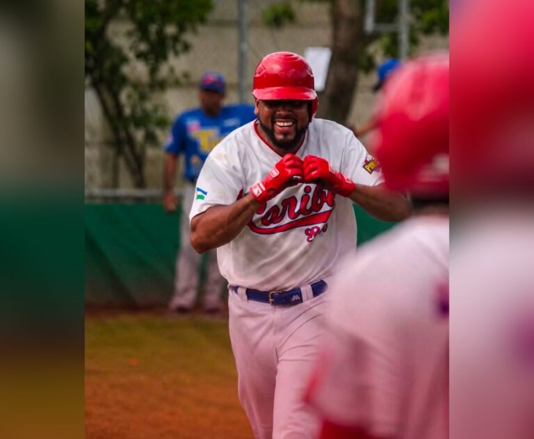 Jhosmar Cortez se mantiene en el liderato de bateo