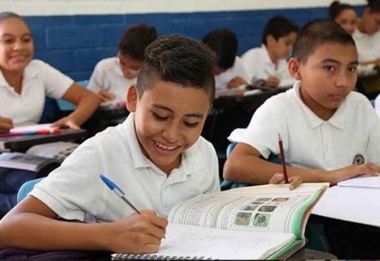 Más de 270 mil estudiantes avanzan en programas académicos, culturales e inclusivos en Nicaragua