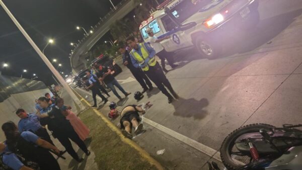 Motociclista perece al accidentarse en paso a desnivel Las Piedrecitas en Managua