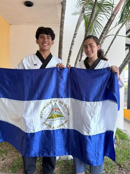 Hermanos Berdugo gana plata para Nicaragua en Poomsae Mixto