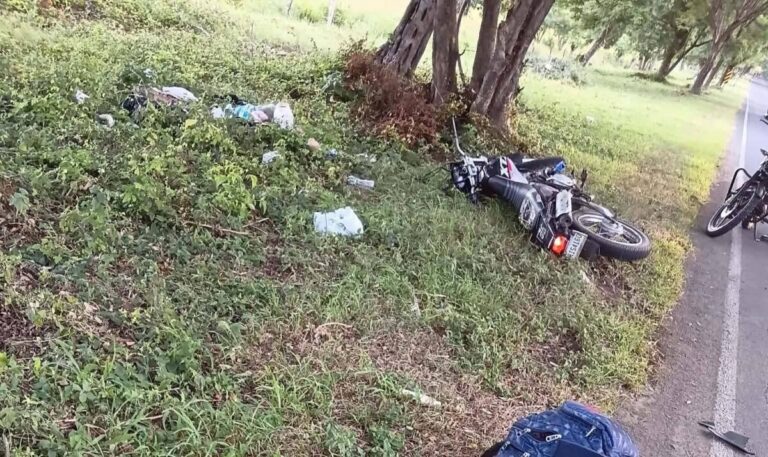 Motociclista pierde la vida impactado por furgón en San Juan del Sur