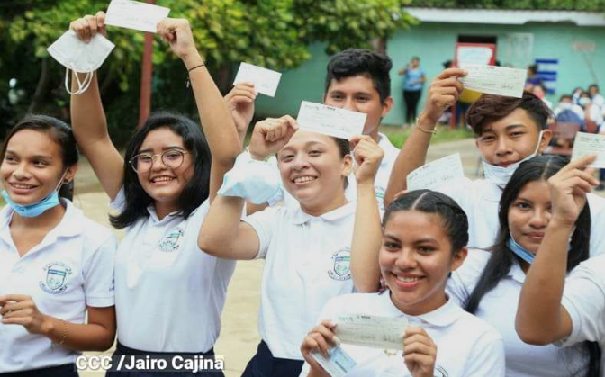 Compañera Rosario Murillo anuncia que el Bono de Bachilleres aumentará a 4 mil córdobas
