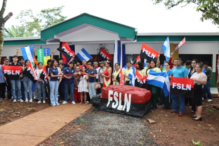 Gobierno Sandinista inaugura modernas aulas  y auditorio Arlen Siu en el CUR-URACCAN de Nueva Guinea