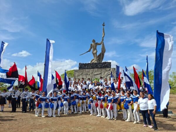A 170 años de coraje y soberanía, estudiantes honran a los Héroes de la Batalla de San Jacinto