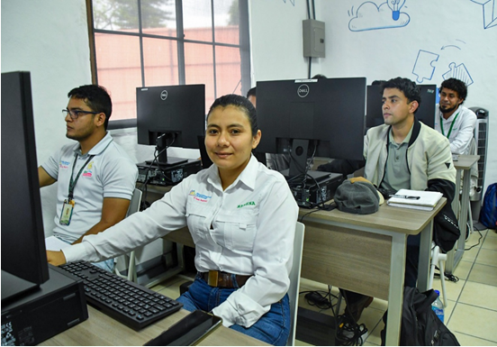 MARENA capacita a 23 técnicos en inteligencia artificial para fortalecer productividad