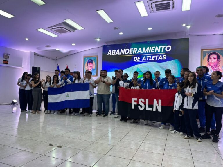 Abanderan a 3 selecciones rumbo a torneos en Colombia, El Salvador y Uzbekistán