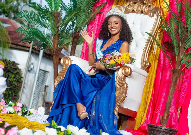 Sharis Downs regresa a Bluefields tras conquistar el título de Princesa Nicaragua