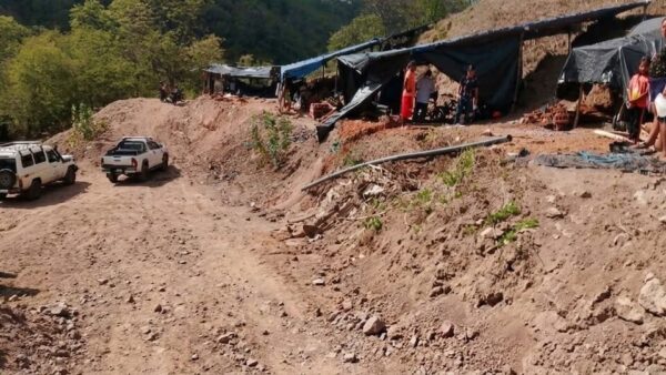 Matagalpino pierde la vida al caer en pozo de una mina en Santa Rosa del Peñón