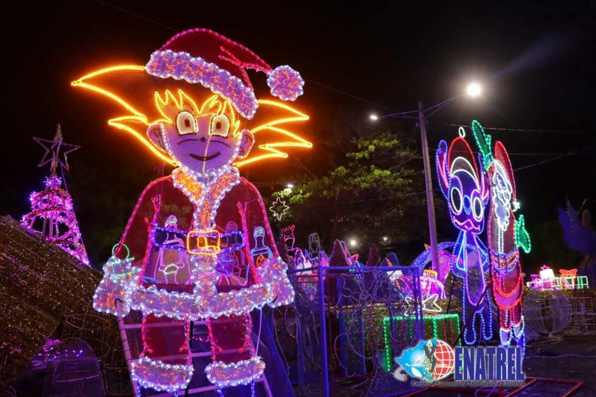 ENATREL prepara adornos navideños para 2027