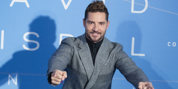 David Bisbal estrena “eternos”, su homenaje a los grandes clásicos