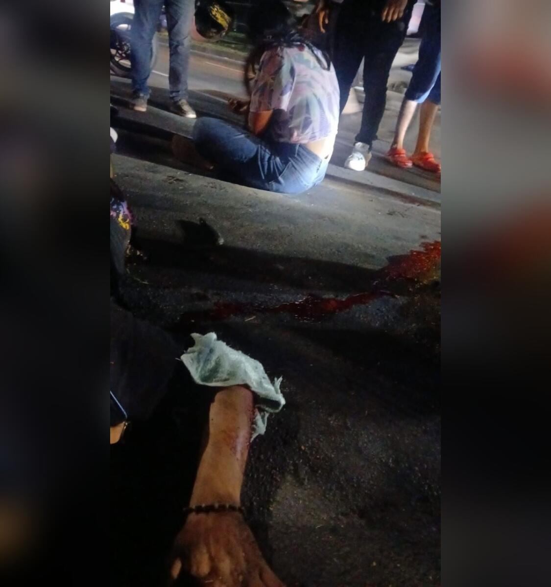 Eduardo Picado y Velia Loáisiga lesionados en moto en Carretera Norte, Managua