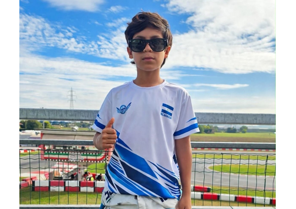Niño Alejandro Mendoza hace historia al representar a Nicaragua en la Copa del Mundo FIA de Karting en Italia