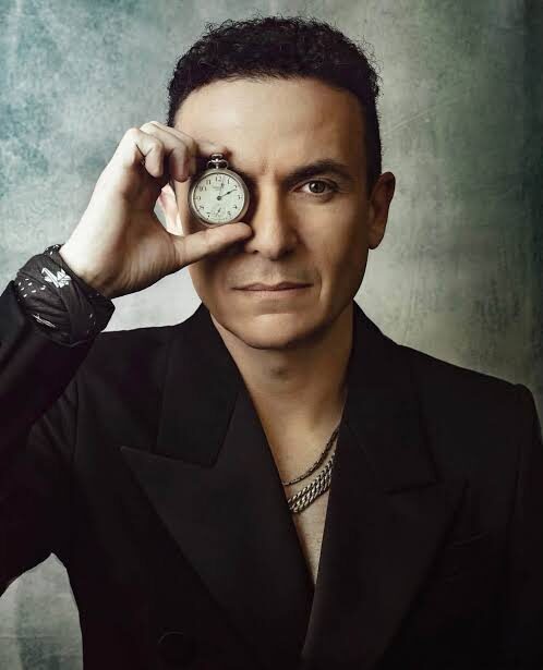 Fonseca anuncia su gira mundial «Antes que el tiempo se vaya tour» e incluye a Nicaragua en 2027