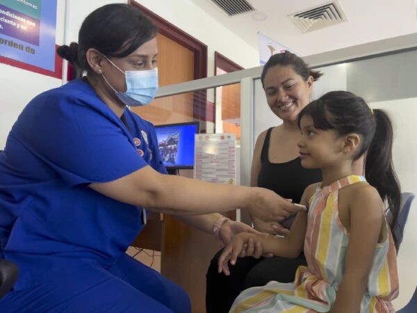 126 especialistas analizarán salud infantil en congreso de pediatría en Managua