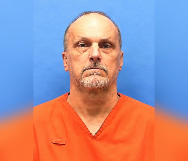 Florida ejecutará a recluso de 63 años que asesinó a su compañero de celda